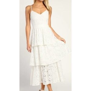 LULU'S SZ M Love in Layers White Lace Tiered V-Neck Midi Dress NEW B105